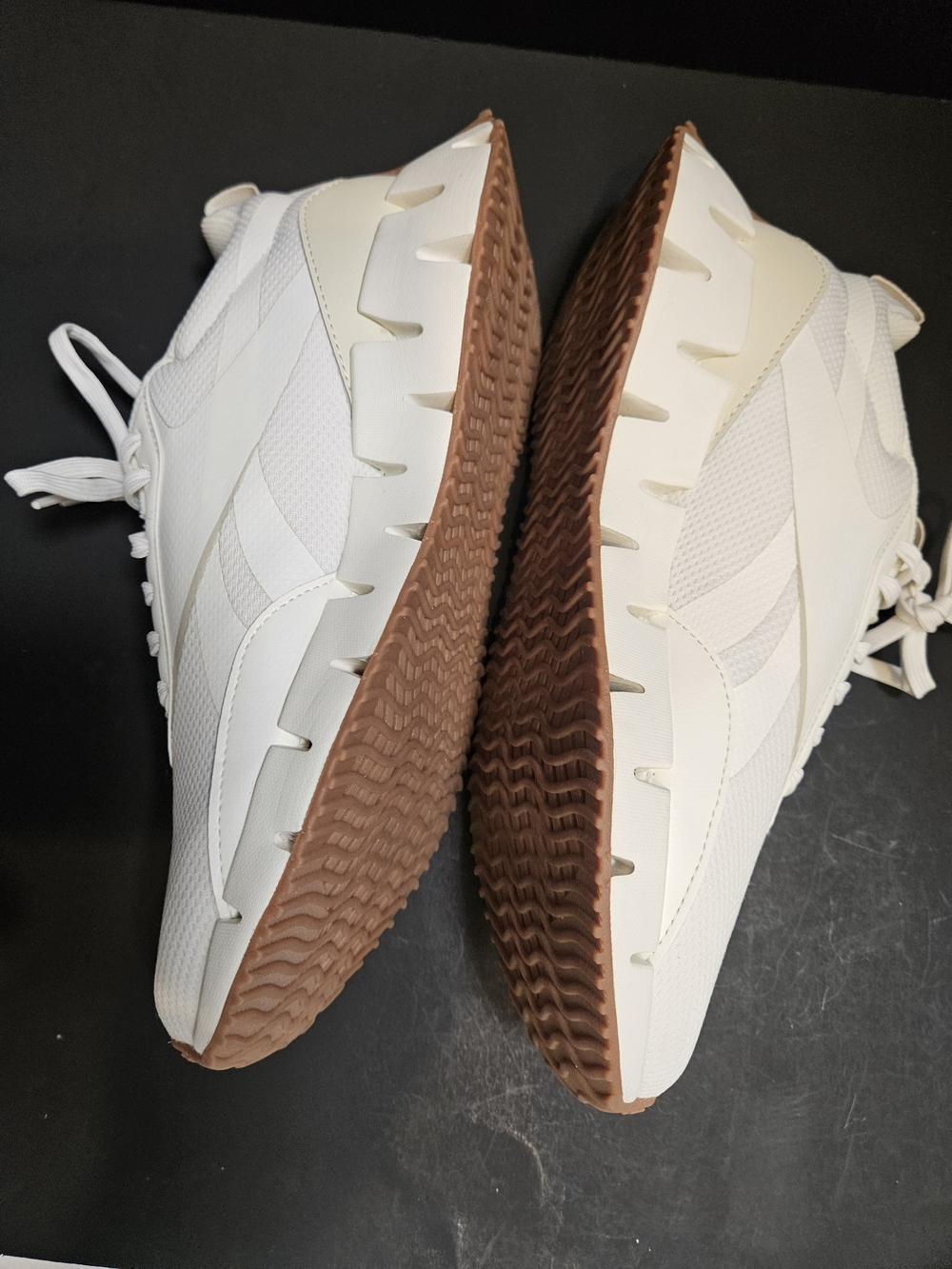 Reebok Women's Zig Dynamica Running Shoes Size 10 NWOB Cream Beige Sneakers - Picture 7 of 16